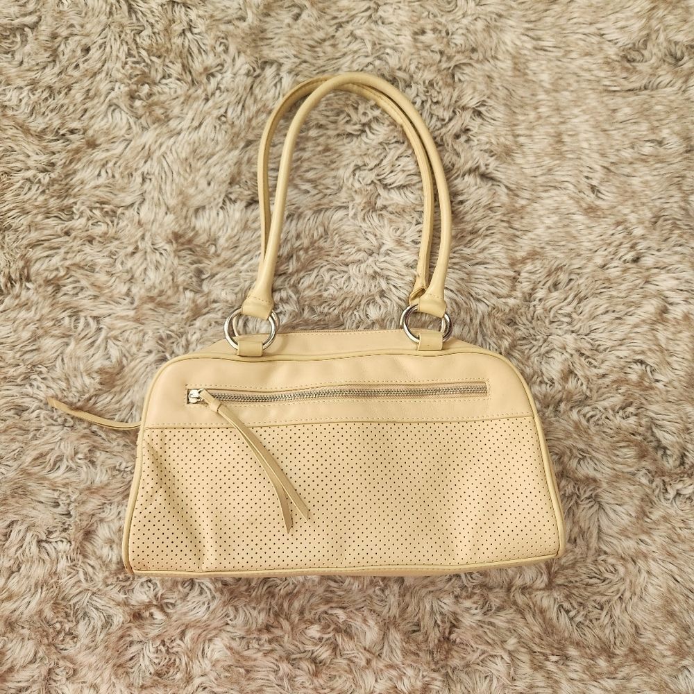 Giani Bernini‎ Classic Perforated Leather Shoulder Bag Bone